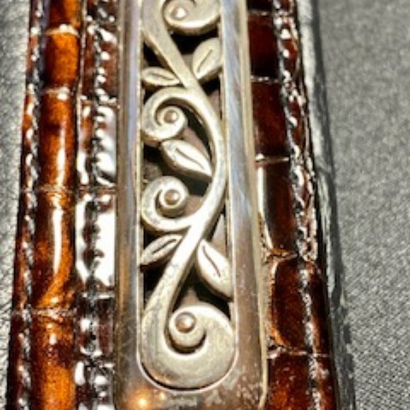 Brighton Classic Leather Wallet - Picture 9 of 9